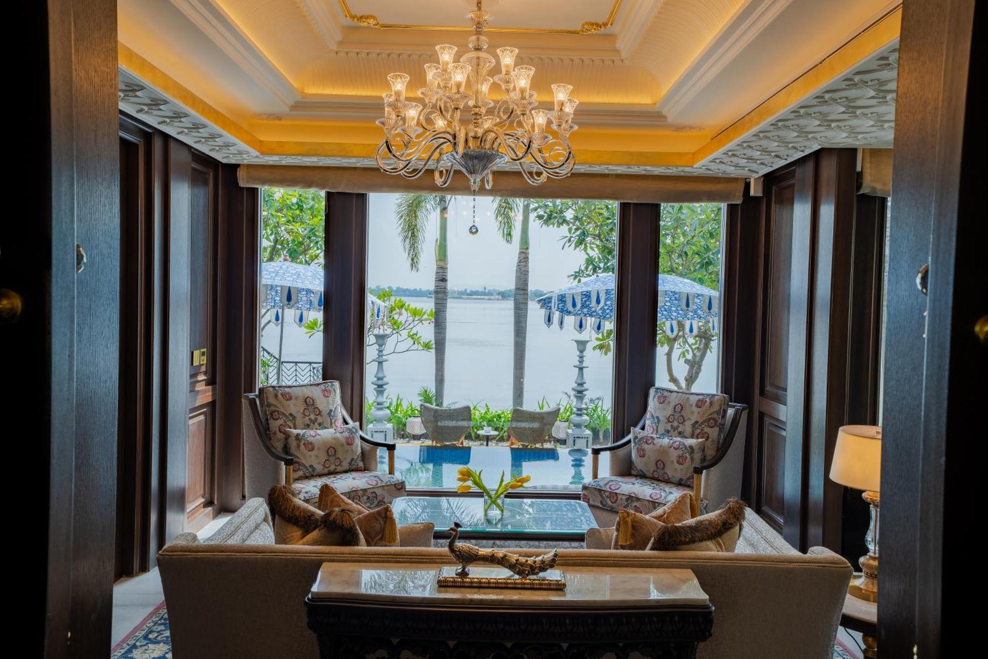 The Leela Palace Udaipur Exterior photo